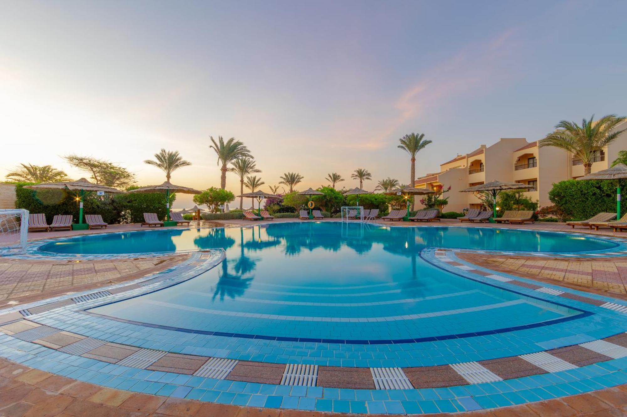 Flamenco Beach & Resort Quseir El Qoseir Bagian luar foto